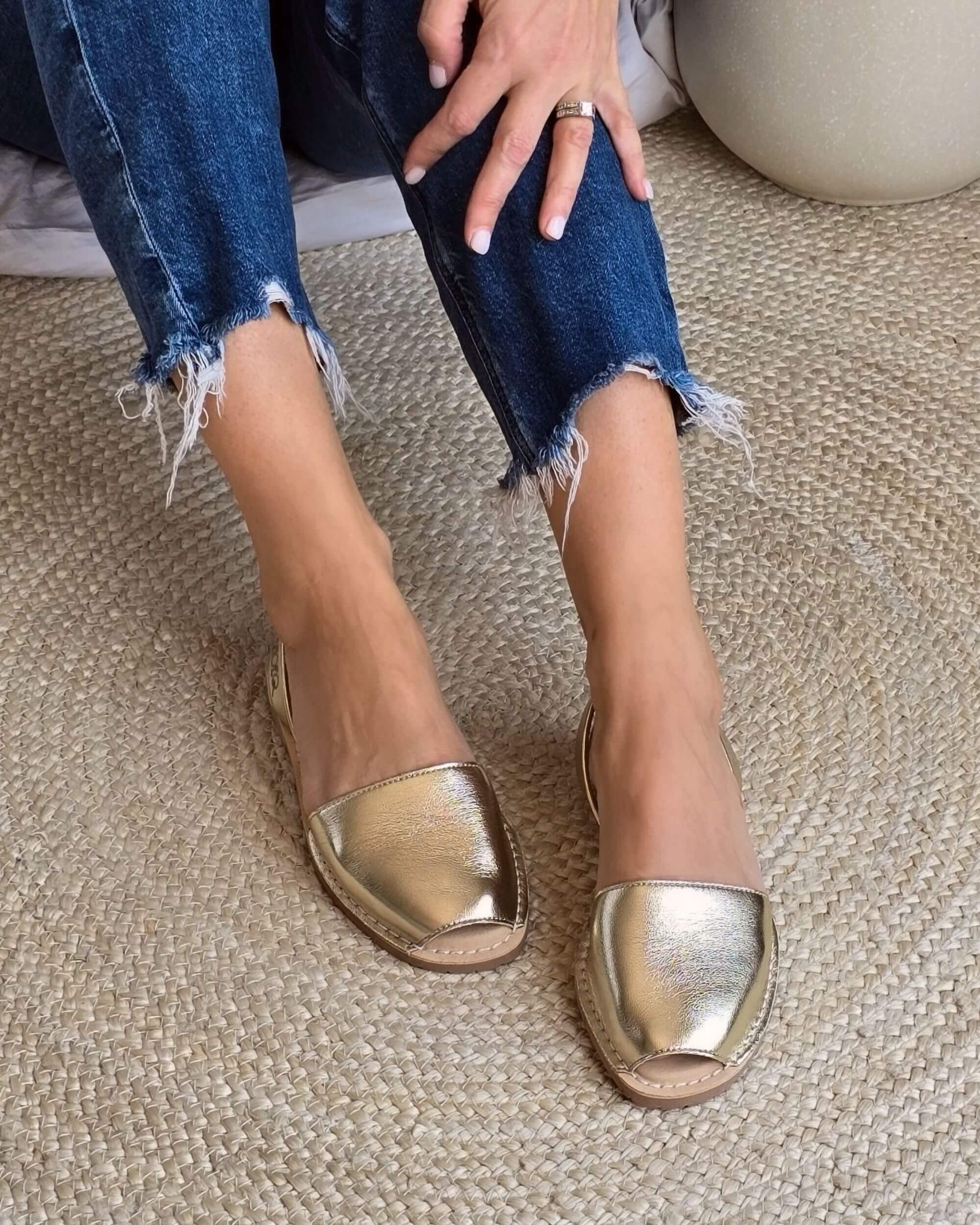 Luxe Avarca in Gold (Vegan)