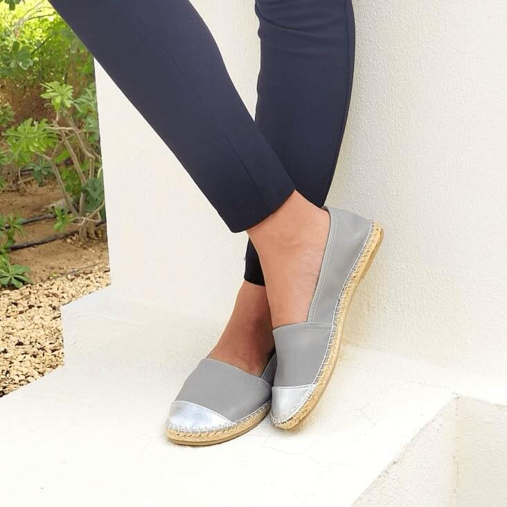 Classic Espadrille Pump in Grey Metallic