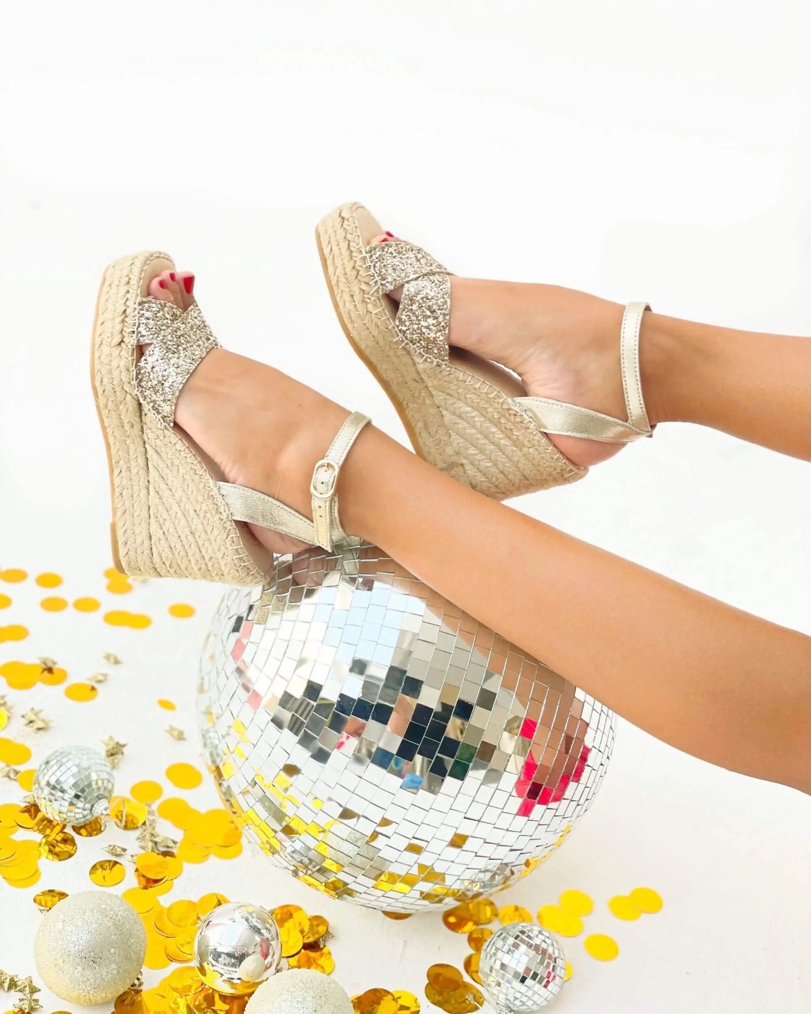 Lucia Espadrille Wedge in Champagne Glitter
