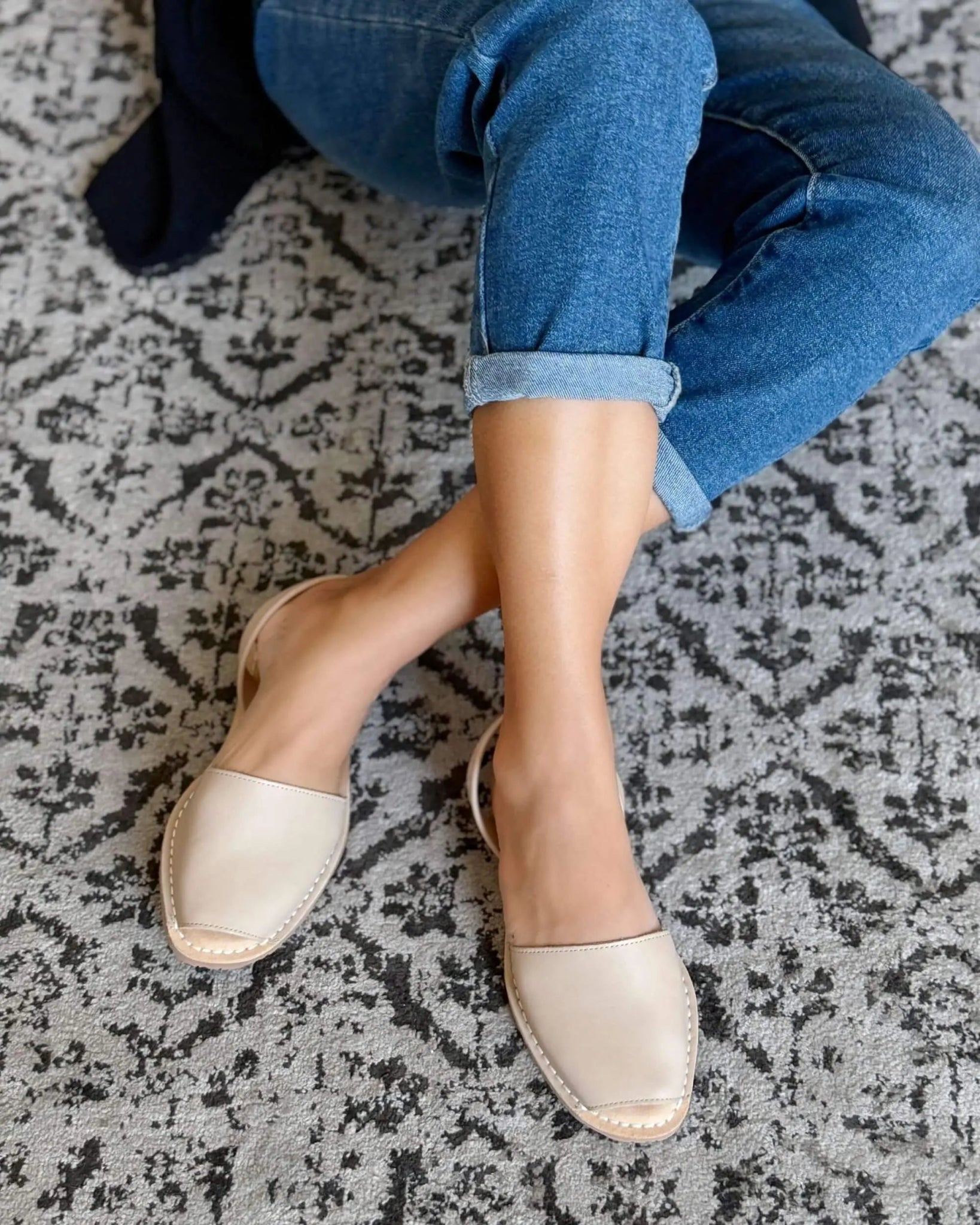 Luxe Avarca in Latte